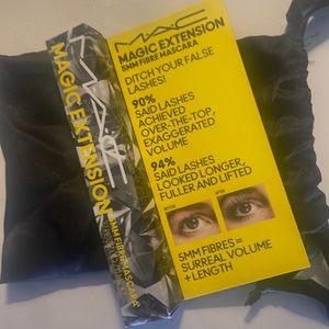 MAC unused magic extension 5mm fiber mascara